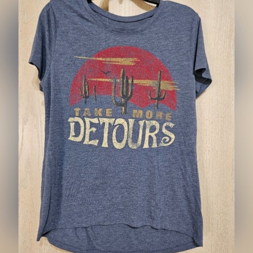 new Zoe + Liv Graphic Tee